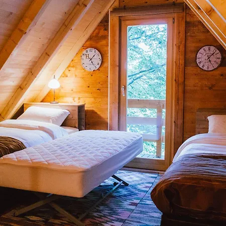 Treehouse Bosnia Sarajevo Trnovo